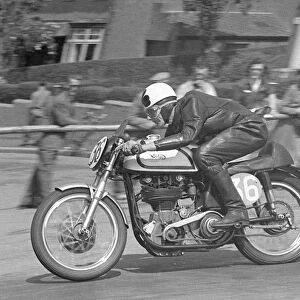 W J Sparky Campbell on Bray Hill: 1953 Junior TT