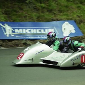 Wally Saunders & Rick Roberts (Ireson) 2000 Sidecar TT
