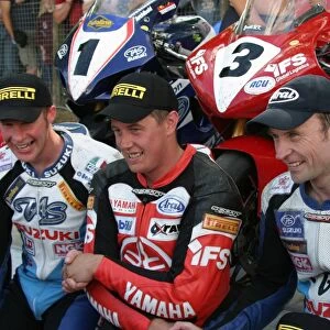 The winners! 2004 Formula One TT