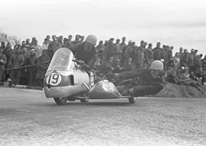 Images Dated 23rd January 2022: 1957 TT 1149