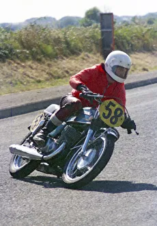 Images Dated 27th October 2020: 1976 Andreas 467