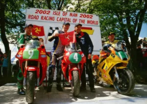 Images Dated 14th March 2019: 2002 Lightweight 400 TT Podium