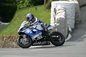 Images Dated 31st May 2003: Adrian Archibald at Governors Bridge; 2003 Formula One TT