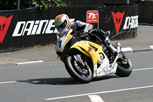 Images Dated 6th June 2008: Adrian Archibald (Suzuki) 2008 Senior TT