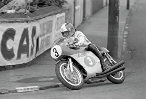 Giacomo Agostini Gallery: Agos last TT win; the 1972 Senior TT