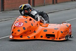 Alain De Muynck & Dean Kilkenny (LCR Suzuki) 2014 Sidecar TT