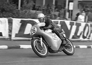 1966 Senior Manx Grand Prix Collection: Alan Ainge (Norton) 1966 Senior Manx Grand Prix