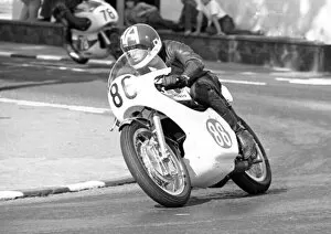 Images Dated 15th May 2022: Alan Atkins (Yamaha) 1975 Lightweight Manx Grand Prix