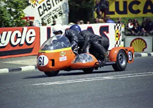 Images Dated 3rd August 2016: Alan Gillender & G Simpson (BSA) 1974 500cc Sidecar TT