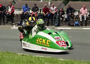 Alan Langton & Aaron Galligan (Warnock Yamaha) 2002 Sidecar TT
