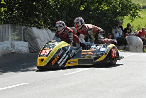 Images Dated 8th June 2009: Alan Langton & Mike Aylott (Baker Yamaha) 2009 Sidecar TT
