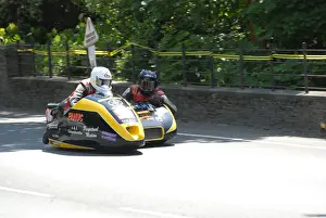 Alan Langton & Tim Dixon (Baker Yamaha) 2008 Sidecar TT