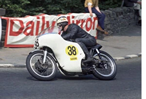 1970 Senior Tt Collection: Alan Lawton (Norton) at Quarter Bridge 1970 Senior TT