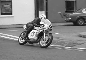 Images Dated 12th August 2016: Alan Lawton (Yamaha) 1977 Senior TT