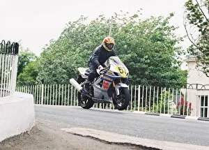 Images Dated 16th August 2018: Alan Marshall (Suzuki) 2004 Senior TT