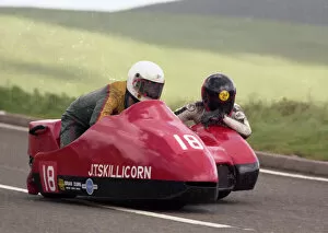 Images Dated 21st March 2021: Alan May & Arthur Gale (Yamaha) 1990 Sidecar TT