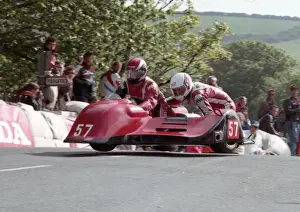 Alan May & Thomas Pettman (Ireson Kawasaki) 1993 Sidecar TT