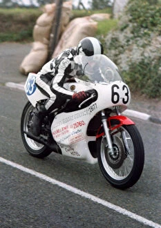 Images Dated 17th March 2019: Alan Phillips (Yamaha) 1980 Junior Manx Grand Prix