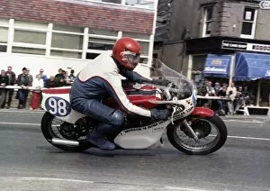 Images Dated 25th January 2018: Alan Potter (Yamaha) 1983 Junior Manx Grand Prix