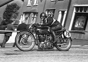 Images Dated 6th May 2022: Alan Raynor (Velocette) 1953 Junior Manx Grand Prix