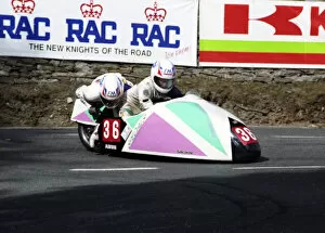 Alan Shand Gallery: Alan Shand & Neil Miller (Baker Honda) 1993 Sidecar TT