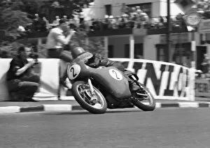 Images Dated 9th August 2020: Alan Shepherd (Matchless) 1962 Senior TT