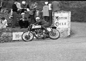 1956 Junior Manx Grand Prix Collection: Alistair King Norton 1956 Junior Manx Grand Prix