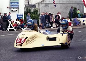 Images Dated 11th January 2018: Alistair Lewis & Bill Annandale (Suzuki) 1990 Sidecar TT