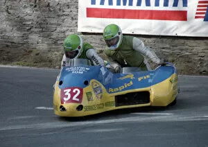 Images Dated 22nd April 2021: Alistair Lewis & William Annandale (Windle Kawasaki) 1993 Sidecar TT