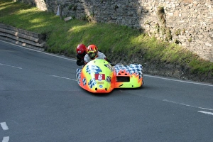 Images Dated 31st May 2003: Allan Schofield & Mark Cox (Jacobs) 2003 Sidecar TT