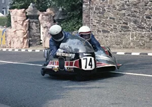Images Dated 14th September 2020: Allan Steele & Anthony Barrow (Yamaha) 1978 Sidecar TT