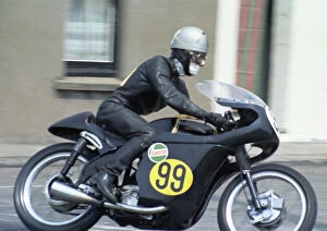 Images Dated 6th August 2020: A Allen (Velocette) 1969 Senior TT