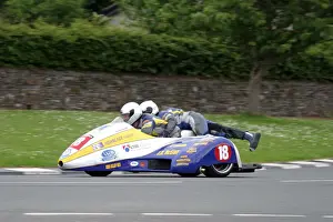 Andrew Laidlow & Patrick Farrance (Baker Yamaha) 2003 Sidecar TT