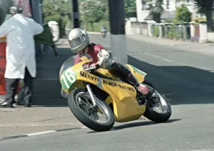 Images Dated 23rd October 2020: Andrew Machin (Yamaha) 1983 Junior TT
