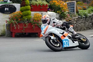 Images Dated 1st September 2009: Andy Farrell (Yamaha) 2009 Junior Manx Grand Prix
