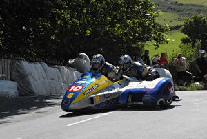 Images Dated 8th June 2009: Andy Laidlow & James Neave (LCR Suzuki) 2009 Sidecar TT