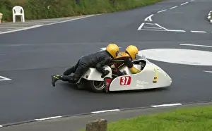 Andy Thompson & Steve Harpham (Fanuc Honda) 2005 Sidecar TT
