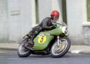 Angelo Bergamonti leaves Parliament Square, 1969 Senior TT