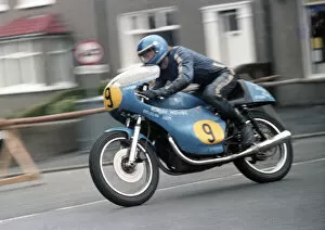 Images Dated 29th July 2021: Angus McDonald (Suzuki) 1982 Newcomers Manx Grand Prix