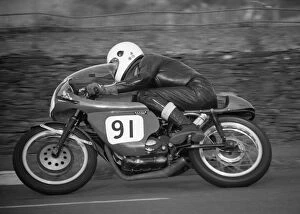 Images Dated 20th April 2020: Anthony Ainslie (Ducati) 1986 Classic junior Manx Grand Prix