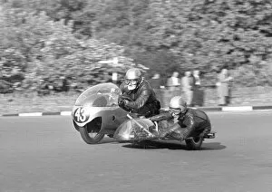 Images Dated 23rd August 2020: Arnold Digby & J B Jackson (Triumph) 1965 Sidecar TT