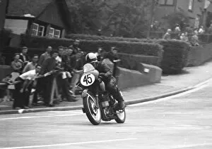 Images Dated 10th October 2019: Arthur Lavington (Velocette) 1963 Junior TT