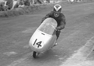 Images Dated 20th December 2021: Arthur Wheeler (Guzzi) 1957 Lightweight Ulster Grand Prix