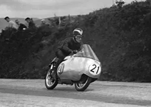 Images Dated 7th October 2018: Arthur Wheeler (Guzzi) 1957 Senior TT