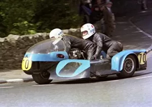 Images Dated 17th August 2016: Artie Oates & Edda Oates (BSA) 1976 1000 Sidecar TT