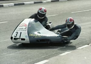 Images Dated 18th September 2020: Artie Oates & Edda Oates (Inglewood Kawasaki) 1980 Sidecar TT