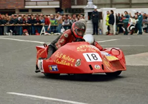Artie Oates & J Gibbard (Yamaha) 1988 Sidecar TT