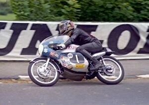 Barry Sheene at Quarter Bridge: 1971 Ultra Lightweight TT