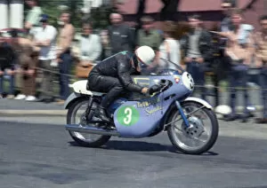 Images Dated 15th April 2022: Barry Smith (Thomson Suzuki) 1968 Lightweight TT