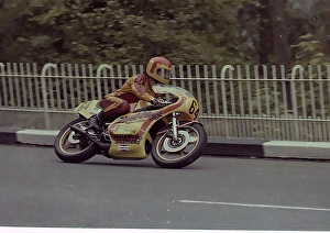 Yamaha Prints: Barry Smith (Yamaha) at Braddan Bridge, 1979 Senior TT
